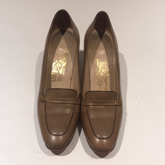 Ferragamo heels - Picture 2 of 6